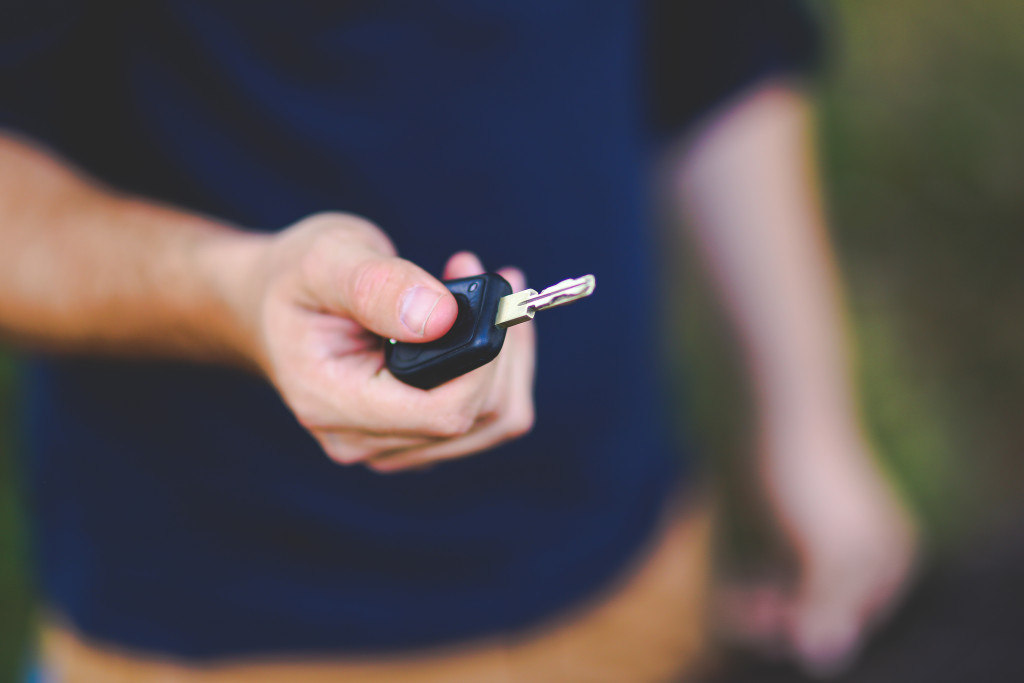 car key, sharing, brand